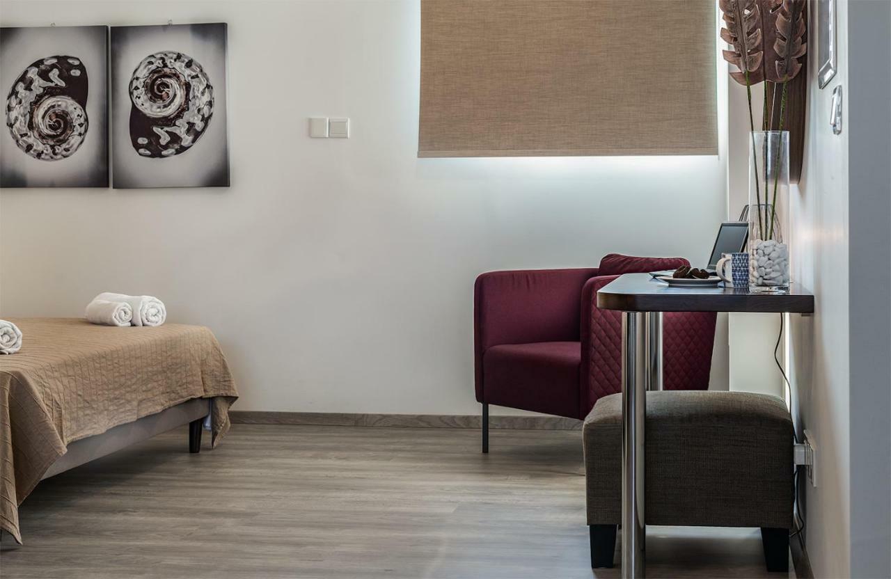 Silver Apartment - Loft Limassol Extérieur photo